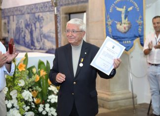 Padre Vítor Melícias agraciado com Medalha de Mérito do Município de Moura