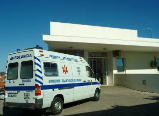 COVID-19: Centro de Saúde de Moura retoma a atividade normal no dia em que inicia a vacinação dos seus profissionais