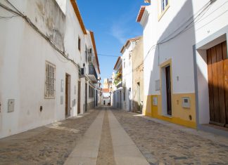 Obra na Rua do Poço e Rua dos Ourives já se encontra concluída