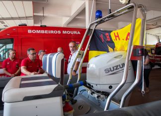 Câmara Municipal entregou motor para embarcação dos Bombeiros Voluntários de Moura