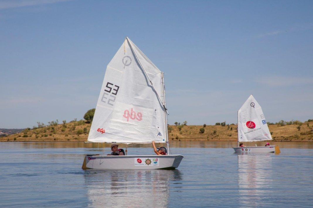 Atividades náuticas na Estação Náutica de Moura
