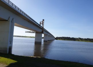 Ponte sobre a “Ribeira do Alcarrache”