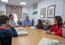 “Um dia na Presidência” aproxima crianças e jovens do Município