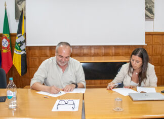 Câmara de Moura assina protocolo para implementação do Núcleo Local de Garantia para a Infância